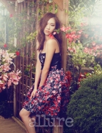 Kim Won Kyung Floral Allure Magazine April 2013 (4)